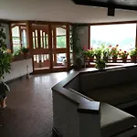 Apartment Giomein , In Out ,cir 1256 Breuil-Cervinia