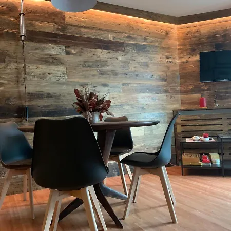 Giomein , In Out ,cir 0281 Appartement *