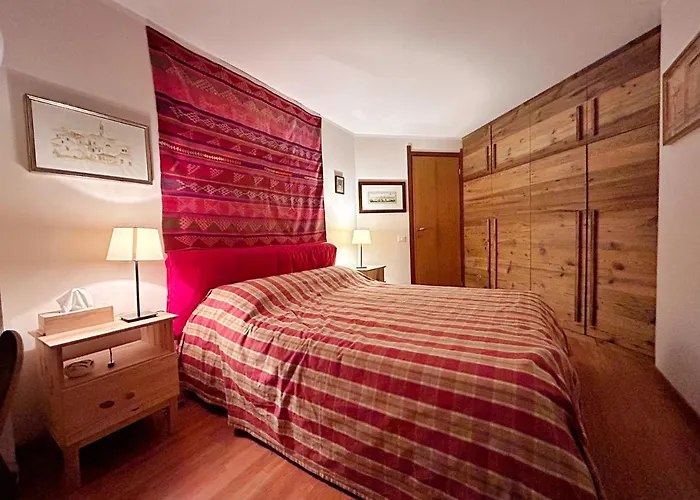 Giomein , In Out ,cir 1256 ブレウイル・チェルヴィナイア