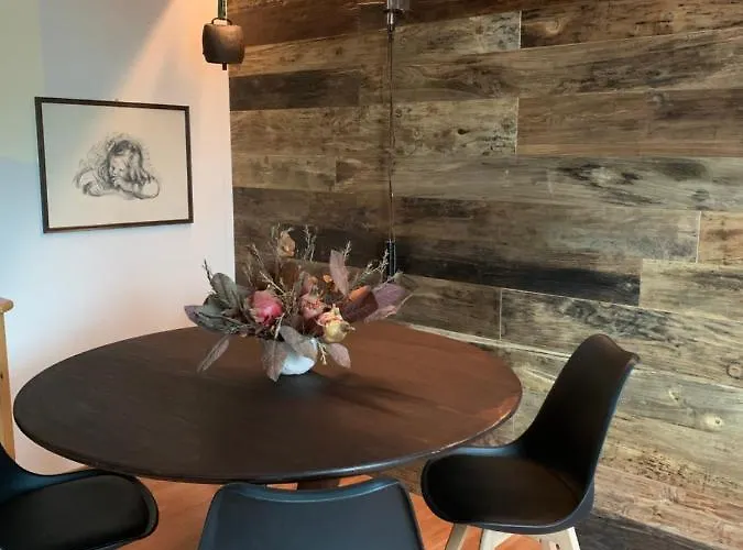 アパート Giomein , In Out ,cir 1256